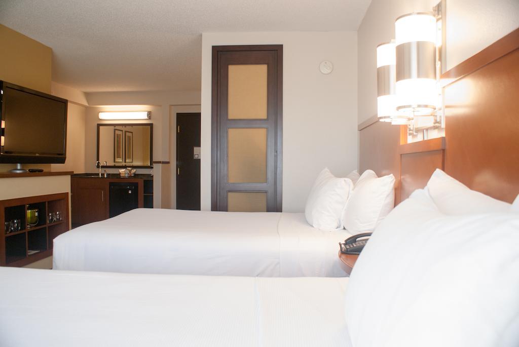 Hyatt Place Orlando Airport Exteriör bild